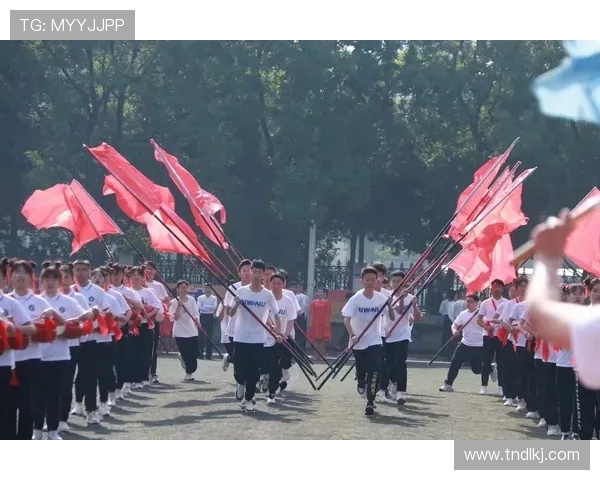 陈芋汐勇夺佳绩展现坚韧拼搏精神激励更多年轻人逐梦前行 陈芋汐勇夺佳绩展现坚韧拼搏精神激励更多年轻人逐梦前行