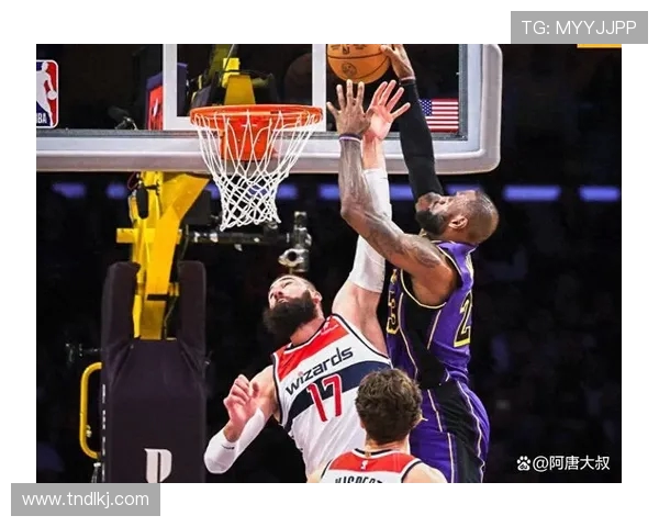 奇才队与骑士队激战正酣 双方角逐引发球迷热烈关注 奇才队与骑士队激战正酣 双方角逐引发球迷热烈关注