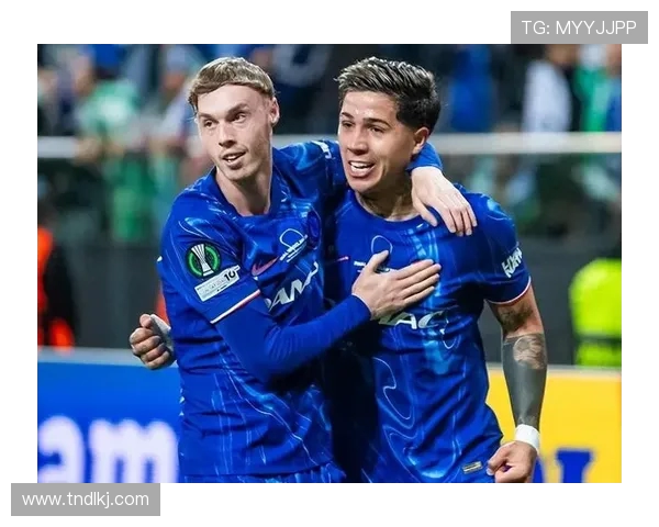 弗拉门戈激情对决再燃绿茵赛场巅峰之战引爆全球球迷热情 弗拉门戈激情对决再燃绿茵赛场巅峰之战引爆全球球迷热情