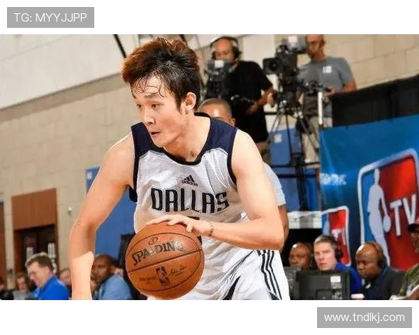 朱芳雨缔造辉煌传奇展现中国篮球精神与时代奋斗力量 朱芳雨缔造辉煌传奇展现中国篮球精神与时代奋斗力量