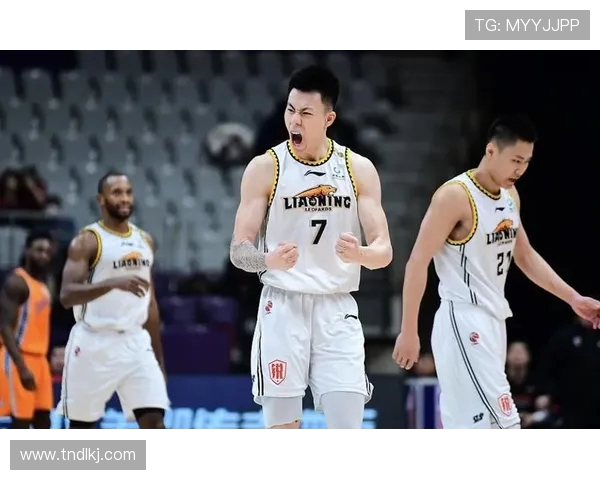 广州飞盘队在极限运动联赛中以94分稳居积分榜首位