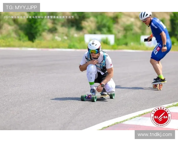 深圳滑板队在城市马拉松积分榜中以59分稳居第一名引领潮流 深圳滑板队在城市马拉松积分榜中以59分稳居第一名引领潮流