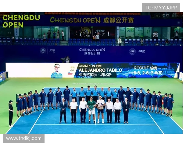 热议网球：成都网球队的团队协作变革