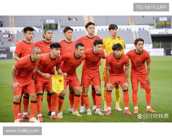 中国足球队热身赛迎战菲律宾队全力备战新赛季展现实力与团队合作