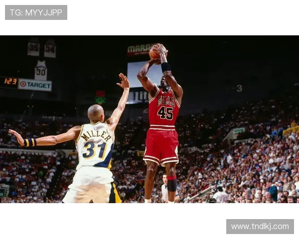 乔丹传奇生涯回顾：从篮球天才到全球偶像的辉煌历程