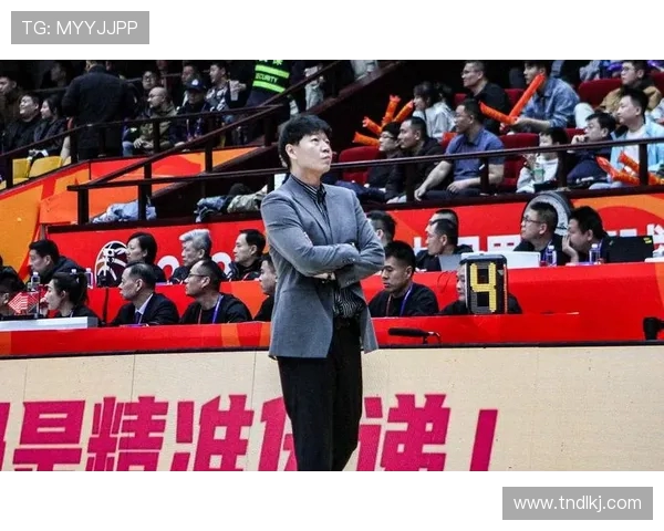 山东男篮与辽宁男篮激战正酣谁将赢得这场巅峰对决的胜利