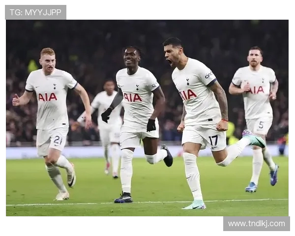 巴黎圣日耳曼与里昂的巅峰对决谁将笑到最后